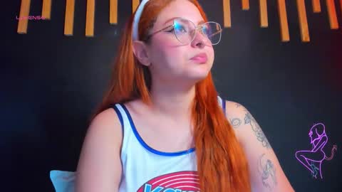 hot izys online show from 11-20-25, 06:13