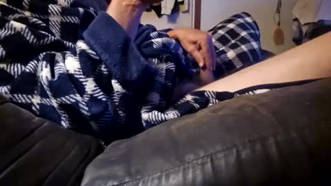 j1025402 online show from 11-01-25, 11:45