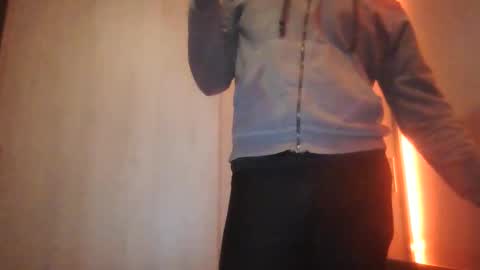 Snapshot of j24781043 chatting on 11-08-25, 03:29 ShyAlexX online show from 11-08-25, 03:29