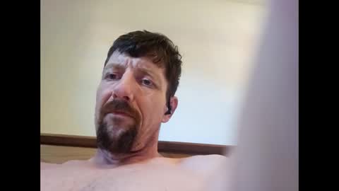 Snapshot of j281133 chatting on 04-30-26, 03:51 Big 8 online show from 04-30-26, 03:51