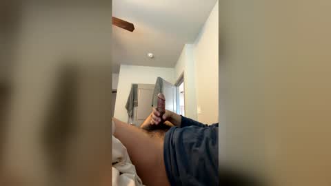Snapshot of j865769 chatting on 05-10-26, 08:36 j865769 online show from 05-10-26, 08:36