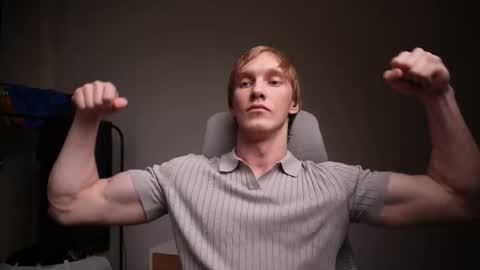 Snapshot of j_akira13 chatting on 01-06-26, 12:31 Danny online show from 01-06-26, 12:31