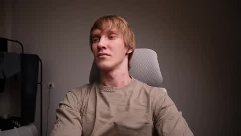 Snapshot of j_akira13 chatting on 01-12-26, 03:17 Danny online show from 01-12-26, 03:17