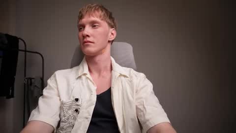 Snapshot of j_akira13 chatting on 02-01-26, 07:18 Danny online show from 02-01-26, 07:18