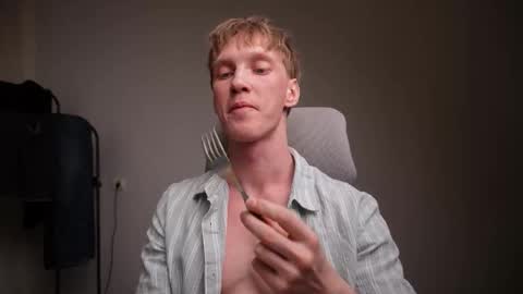 Snapshot of j_akira13 chatting on 02-07-26, 08:34 Danny online show from 02-07-26, 08:34