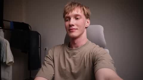 Snapshot of j_akira13 chatting on 02-09-26, 04:38 Danny online show from 02-09-26, 04:38