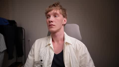 Snapshot of j_akira13 chatting on 02-14-26, 08:00 Danny online show from 02-14-26, 08:00