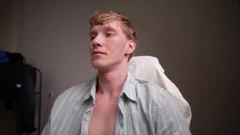 Snapshot of j_akira13 chatting on 02-15-26, 08:46 Danny online show from 02-15-26, 08:46