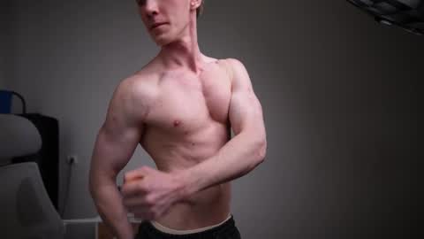 Snapshot of j_akira13 chatting on 03-10-26, 07:57 Danny online show from 03-10-26, 07:57