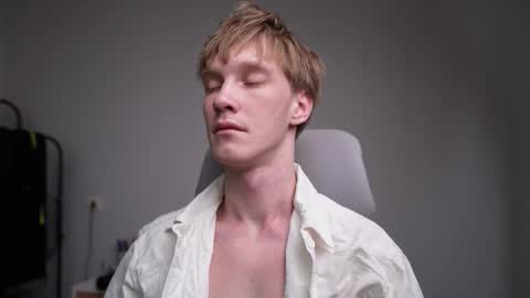 Snapshot of j_akira13 chatting on 03-21-26, 08:52 Danny online show from 03-21-26, 08:52