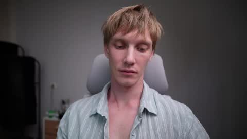 Snapshot of j_akira13 chatting on 04-07-26, 02:50 Danny online show from 04-07-26, 02:50