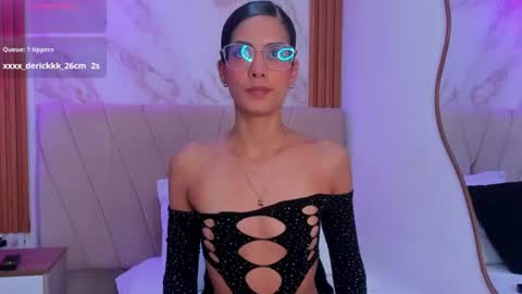 Snapshot of j_belle_ chatting on 07-20-26, 09:06 j_belle_ online show from 07-20-26, 09:06