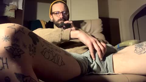 Snapshot of j_boogie_mane chatting on 02-14-25, 05:30 j boogie online show from 02-14-25, 05:30