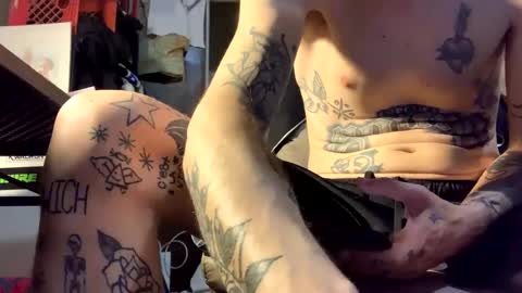 Snapshot of j_boogie_mane chatting on 03-07-25, 02:25 j boogie online show from 03-07-25, 02:25