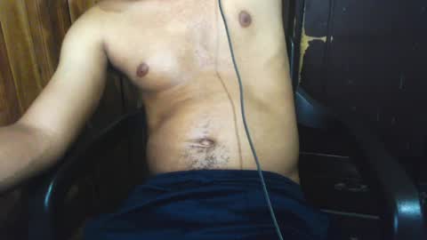 Snapshot of j_castello chatting on 02-12-26, 02:28 J online show from 02-12-26, 02:28