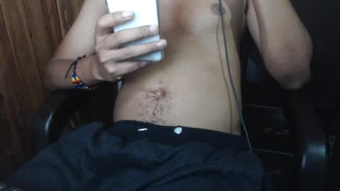 Snapshot of j_castello chatting on 03-01-26, 01:51 J online show from 03-01-26, 01:51