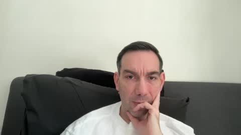 Snapshot of j_dc chatting on 05-01-26, 02:21 j_dc online show from 05-01-26, 02:21