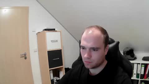 Snapshot of j_german783377 chatting on 10-27-25, 07:56 here4y online show from 10-27-25, 07:56