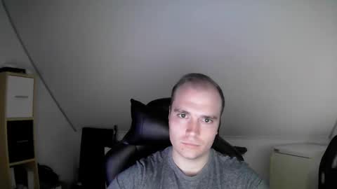 Snapshot of j_german783377 chatting on 11-02-25, 09:22 here4y online show from 11-02-25, 09:22