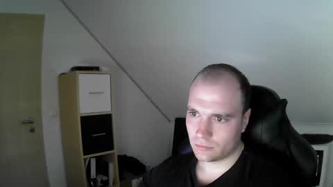 Snapshot of j_german783377 chatting on 11-21-25, 09:19 here4y online show from 11-21-25, 09:19