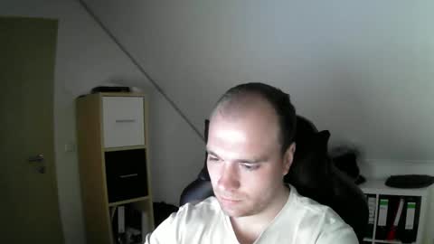 Snapshot of j_german783377 chatting on 11-24-25, 10:15 here4y online show from 11-24-25, 10:15