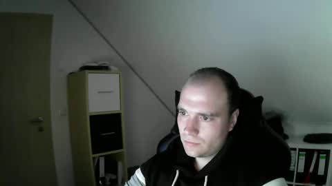 Snapshot of j_german783377 chatting on 11-28-25, 09:56 here4y online show from 11-28-25, 09:56