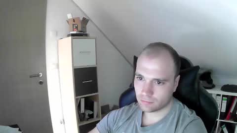 Snapshot of j_german783377 chatting on 12-15-25, 11:25 here4y online show from 12-15-25, 11:25