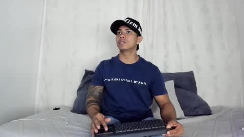 i am juan musiry independent model  online show from 12-24-24, 09:50