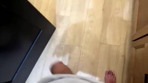 Snapshot of j_payne chatting on 02-06-26, 12:30 j_payne online show from 02-06-26, 12:30