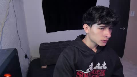 Snapshot of j_u_p_i_t_e_r chatting on 12-11-24, 03:26 Noah online show from 12-11-24, 03:26