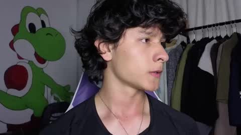 Snapshot of j_u_p_i_t_e_r chatting on 09-09-25, 10:20 Noah online show from 09-09-25, 10:20