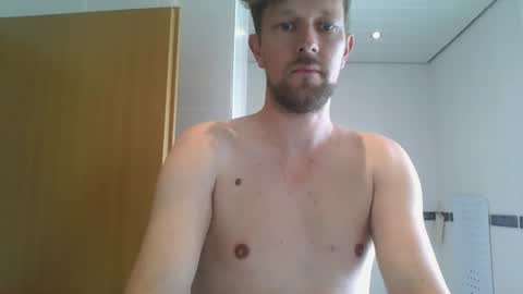 Snapshot of ja36nnn chatting on 06-11-26, 02:37 ja36nnn online show from 06-11-26, 02:37