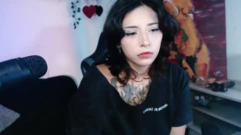 jade 18  online show from 04-21-26, 03:57