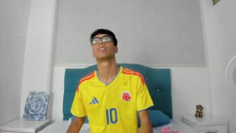 Snapshot of jacck_black chatting on 06-12-26, 08:30 jacck_black online show from 06-12-26, 08:30