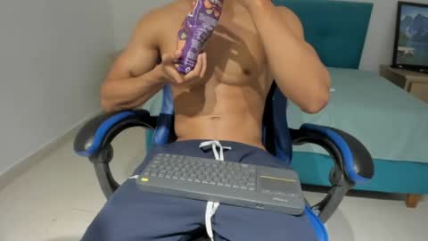 Snapshot of jace_parker chatting on 05-10-26, 05:34 jace_parker online show from 05-10-26, 05:34