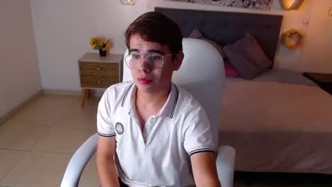 Snapshot of jack__thomas chatting on 06-14-26, 01:46 JACK TOMAS online show from 06-14-26, 01:46