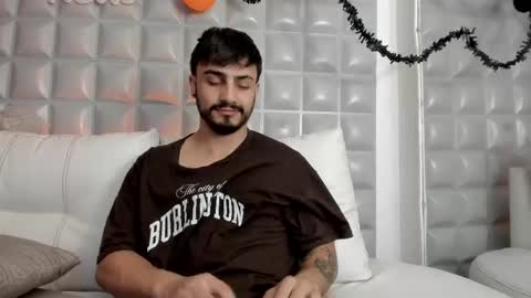 JACK DANIEL online show from 10-22-25, 03:45