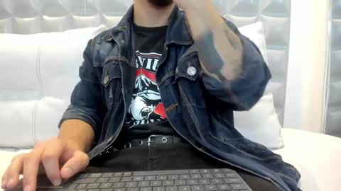 JACK DANIEL online show from 11-07-25, 03:56