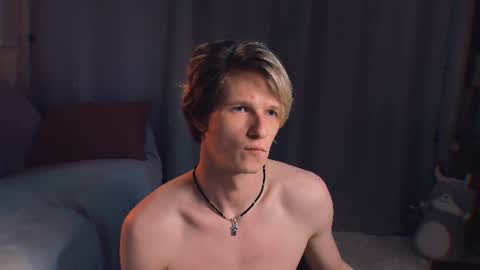 Snapshot of jack_frozt chatting on 06-24-26, 10:42 brestonsweet online show from 06-24-26, 10:42