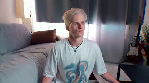 Snapshot of jack_frozt chatting on 07-17-26, 02:02 brestonsweet online show from 07-17-26, 02:02