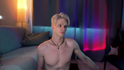 Snapshot of jack_frozt chatting on 07-18-26, 06:28 brestonsweet online show from 07-18-26, 06:28