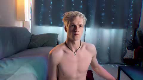 Snapshot of jack_frozt chatting on 07-20-26, 12:29 brestonsweet online show from 07-20-26, 12:29