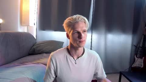 Snapshot of jack_frozt chatting on 07-23-26, 10:02 brestonsweet online show from 07-23-26, 10:02