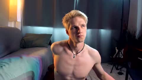 Snapshot of jack_frozt chatting on 07-26-26, 04:31 brestonsweet online show from 07-26-26, 04:31