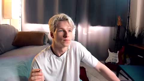 Snapshot of jack_frozt chatting on 07-31-26, 04:06 brestonsweet online show from 07-31-26, 04:06