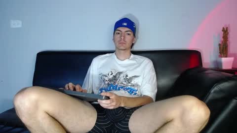 Snapshot of jack_norizz chatting on 12-04-24, 12:03 INDEPENDENT MODEL online show from 12-04-24, 12:03