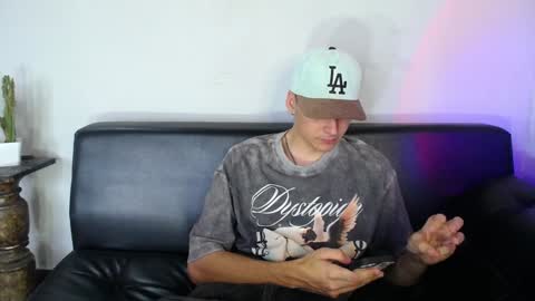 Snapshot of jack_norizz chatting on 01-17-25, 03:00 INDEPENDENT MODEL online show from 01-17-25, 03:00