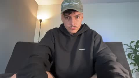 Snapshot of jack_norizz chatting on 06-07-26, 05:38 INDEPENDENT MODEL online show from 06-07-26, 05:38