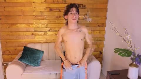 Snapshot of jack_shane chatting on 04-08-26, 04:23 Jack Shane online show from 04-08-26, 04:23