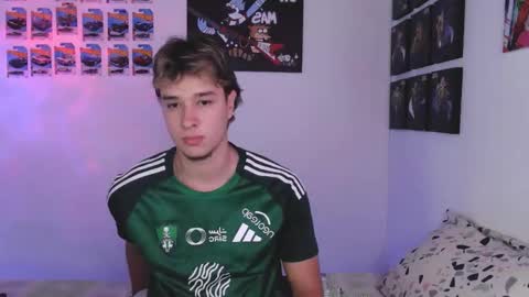 Snapshot of jack_walker190 chatting on 12-17-25, 08:48 J online show from 12-17-25, 08:48